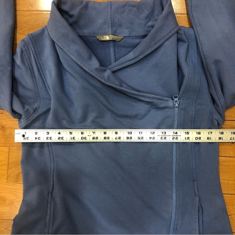 The North Face Women's Asymmetrical Long Sleeve Zip Front Blue Jacket Size L - Picture 4 of 7